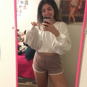 Forever 21 White Sweater Top